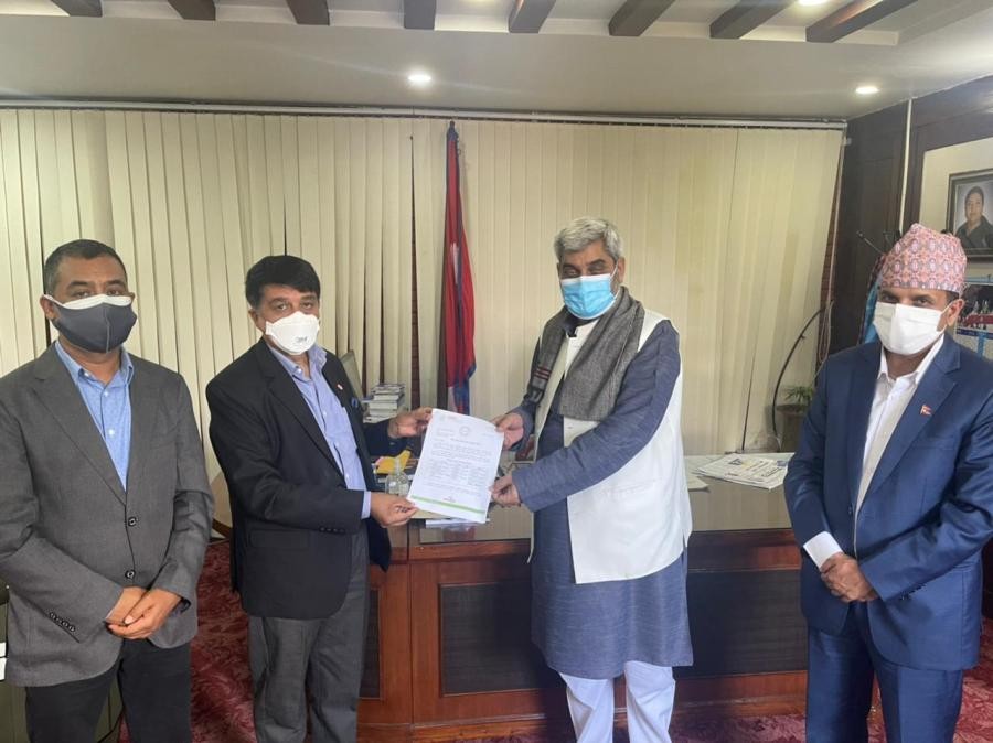 आइएमई फाउन्डेसन द्वारा नेपाल सरकारलाई तीन करोड बराबरको स्वास्थ्य सामाग्री सहयोग