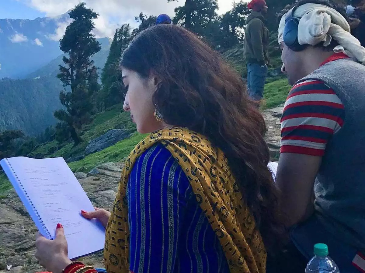 saraalikhan11686742802.webp